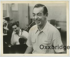 EDDIE CANTOR Candid Portrait Jazz Singer VIK Records Studio 1956 Photo RARE picture