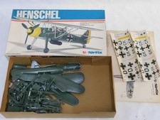 1/72 LOT 2 US Airfix WWII German HENSCHEL Plastic Model Kit Complete picture