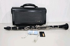 Intermediate Level Vito (by Leblanc) Wood Bb Clarinet - E918227212 - With Case.  picture