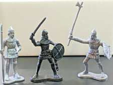 Vintage Revell Norman Knights 1/72 Scale 1991 Set # 02561 Lot of 55 picture