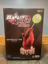 Cryptozoic Entertainment DC Life-Sized Hand Statues: Harley Quinn Puddin` Pop picture