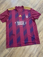 official Adidas Ipswich Town 2019/20 Away Football Shirt in men's size XL picture