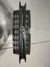 2019-2022 CHEVROLET SILVERADO 1500 FRONT BUMPER BLACK GRILLE 19-22 OEM picture