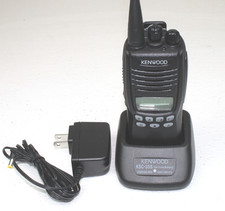 Kenwood TK-3312-1 TK3312-1 UHF Radio 450-520 MHz 128 Ch 5W ANALOG FleetSync picture