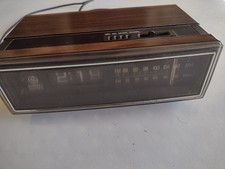 General Electric GE Model 7-4305A Vintage Flip Alarm Clock AM/FM Radio for Parts picture