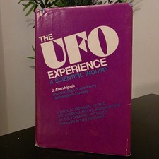 The UFO Experience J Allen Hynek Signed Inscribed 1972 Hardcover Dust Jacket 1st picture