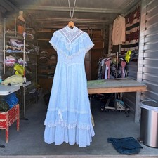 Vintage 1970s 80s Gunne Sax Victorian Baby Blue Lace Tulle Ruffle Dress Size 11 picture