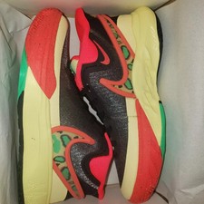 NWB - Nike Kyrie 8 GO GS Sneakers Sz 2Y Black Lemon New Box DQ8077-003 picture