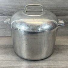 Vintage Wagner Ware Sidney-O Magnalite 4738-M 8 QT Stock Pot and Lid picture