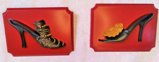 Home Interiors Boutique Fashion Shoe Plaques/Red & Black/Pair/New Old Stock NIB picture