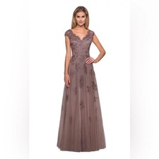 La Femme Cocoa Embellished Tulle & Lace A-Line Gown Size 8 $599 picture
