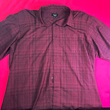 Haggar Men's XL Burgundy Plaid Long Sleeve Button-Up Point Collar Shirt picture