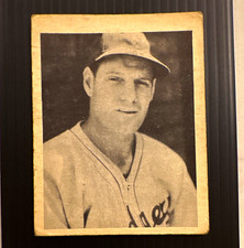 1939 Play Ball Name in All Caps Leo Durocher #6 Brooklyn Dodgers Base picture