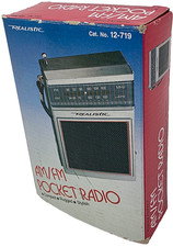 Vintage Realistic 12 719 AM FM Pocket Radio New in Box 1992 Radio Shack Receipt picture