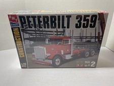 Model Kit #31005 PETERBILT 359 Ertl / AMT 2002 New 1:25 Semi Truck picture