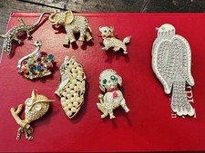 Vintage Lot Of 8 Rhinestone Animal Pins Some Signed Cat Dog Lizard Horse Owl picture