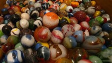 PARTS/REPAIR/CRAFT LOT Damaged Wounded Broken Marbles Akro Vitro Pelt Jabo etc picture