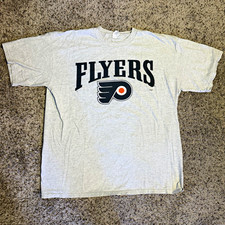 Vintage 90’s Majestic Men’s XL Philadelphia Flyers NHL Hockey T-Shirt Gray picture