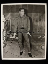 Elvis Presley Roustabout 1964 Original 8x10 Costume Continuity Photo Paramount picture