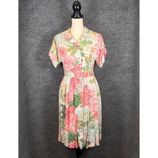 Vintage 1970s Floral 2 Piece Skirt Blouse Set 26