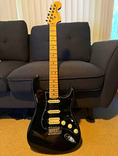 Fender Stratocaster 2019 Black Solid Alder HSS - UNPLAYED / MINT picture