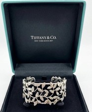 Tiffany & Co. Paloma Picasso Sterling Silver Olive Leaf Cuff Bangle Bracelet NEW picture