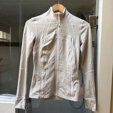 Lululemon women’s Define Jacket * Luon Size 6 picture
