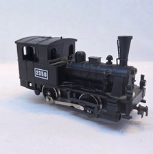 HO VINTAGE - PLAYART 0-4-0 STEAM LOCOMOTIVE  - 2350 No Box picture
