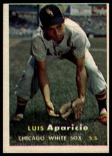 1957 Topps - Luis Aparicio #7 VG OC picture