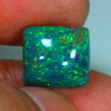 4.96 Cts_Extreme Top Fire_100 % Natural Rainbow 3D Flash Welo Solid Black Opal picture