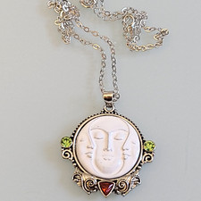 UNUSUAL TRIPLE MOON FACE  NECKLACE FULL MOON WITH TWO CRESCENT MOONS CARESSING picture