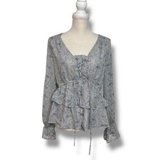 NWT Skies are Blue Aylana Ruffle Detail Peplum Light Grey Blouse Size Medium picture