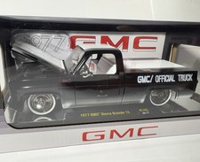 M2 Machines 1977 GMC SIERRA GRANDE 15 OFFICIAL TRUCK SquareBody R145 CHASE 1/24 picture