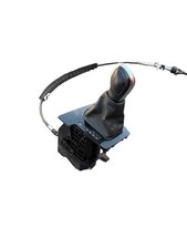 12-16 VOLKSWAGEN PASSAT AUTOMATIC TRANSMISSION GEAR SHIFTER OEM, 5K1 713 025 CM picture