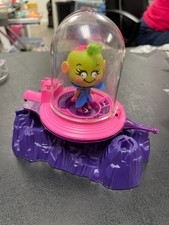 Vintage 1960's Mattel Liddle Kiddle Doll Kosmic Greenie Meanie, Ship & Base RARE picture