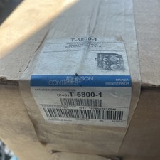 Johnson Controls T-5800- 1 Pneumatic Receiver/ Controller New Factory Sealed picture