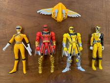 Lot of 4 Vintage Bandai Mighty Morphin Power Rangers and wings picture
