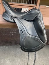Aviar Rook 17” 2022-2023 Dressage Saddle picture
