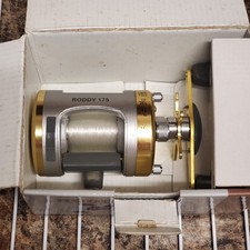 🎣  Vintage RODDY 175 by PENN Round Body Bait Casting Fishing Reel EUC 🎣  picture