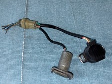 89 90 Suzuki Sidekick Tracker Throttle Position Sensor Idle Speed Control Valve picture