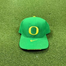 Nike Oregon Ducks Classic99 Dri-FIT Hat Green Yellow On-Field Mens Cap picture