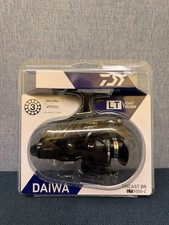 Daiwa EMCAST LT 5000 C Bite & Run Spinning Reel W/ Extra Spool picture
