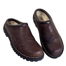UGG Australia Men Leather Clogs Brown Sheepskin Lined Lug Sole Slip On Shoes 9 picture