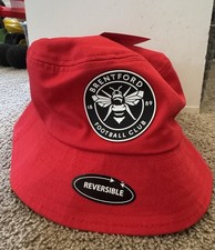 NWT Brentford FC Reversible Bucket Hat Youth Junior Red White Bees Premiership picture
