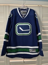 Vancouver Canucks Reebok NHL Hockey Jersey, Size Large picture