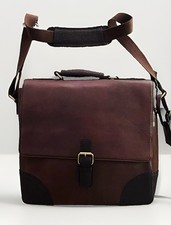 Wine Enthusiast RARE Leather 8 Bottle Executive Messenger Bag NEW DISCONTINUED picture