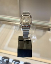 Casio Digital Retro Silver Square Steel Womens Watch LA670WA-7D Original New picture