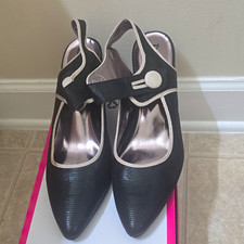 Bellini Women's Black Beige Trim Slingback Kitten Heel Pointed Toe 12 M picture