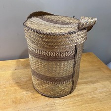 Vtg Hand Woven Pandanus Leaf Basket Lid Handle Lined Boho Tropical Tribal Decor picture