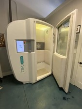 Cryo Science Arctic Whole-Body Nitrogen Cryotherapy Chamber – Excellent Conditio picture